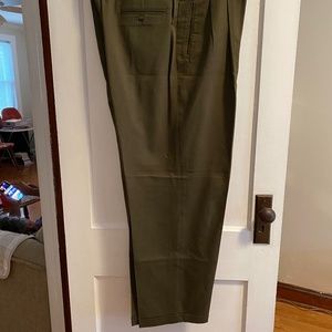 Claiborne Elements Cuffed Pleated Men's Pants  Size 40/32